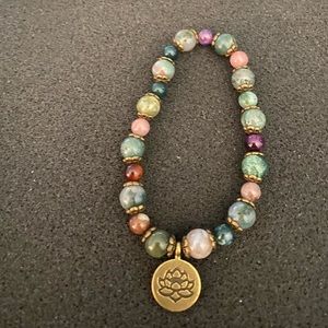 BohoHippie Friendship Bracelets, great as Christmas gifts.
